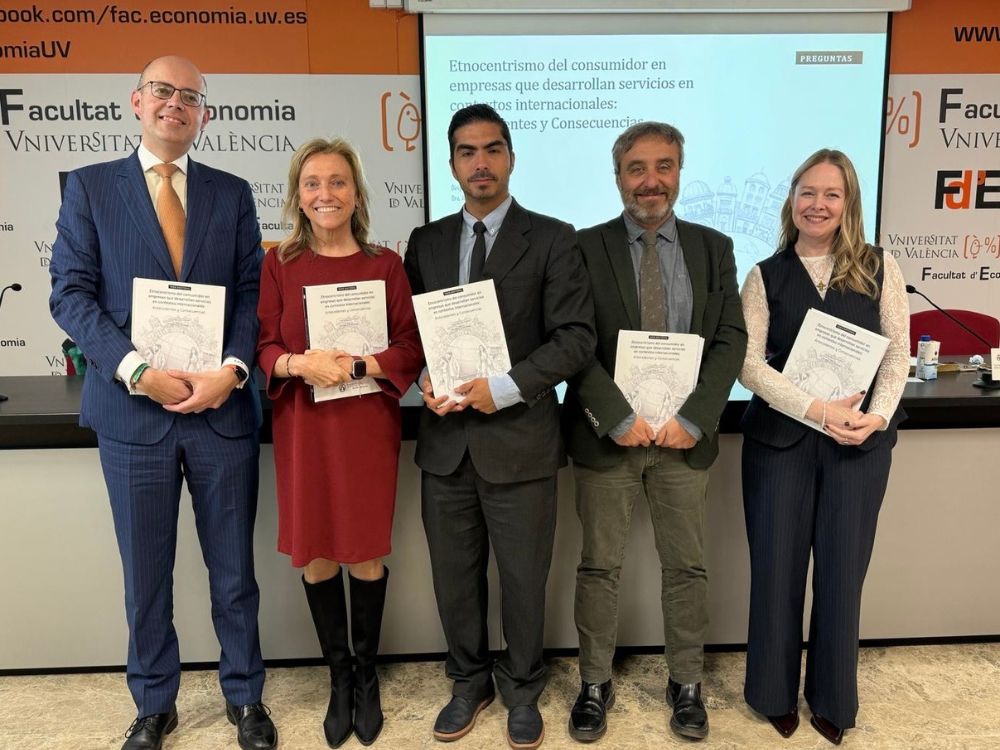 José Andrés Areiza Padilla, nuevo doctor de la Universitat de Vàlencia  