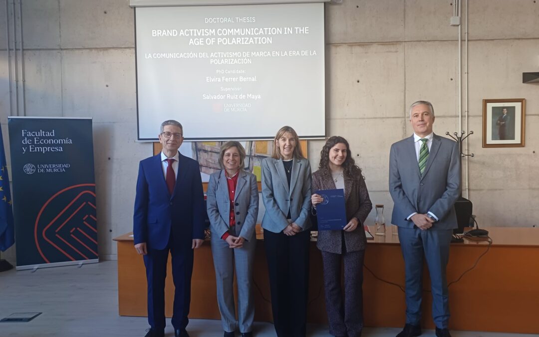 ELVIRA FERRER BERNAL, NUEVA DOCTORA POR LA UNIVERSIDAD DE MURCIA 